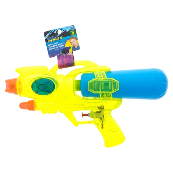 Watergun with reservoir